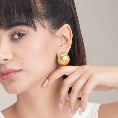 Round Shell Earrings