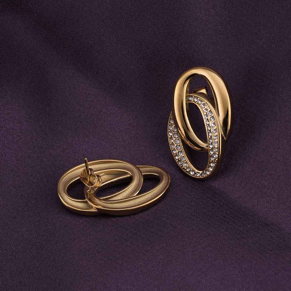Elegant Interlinked Stud Earrings