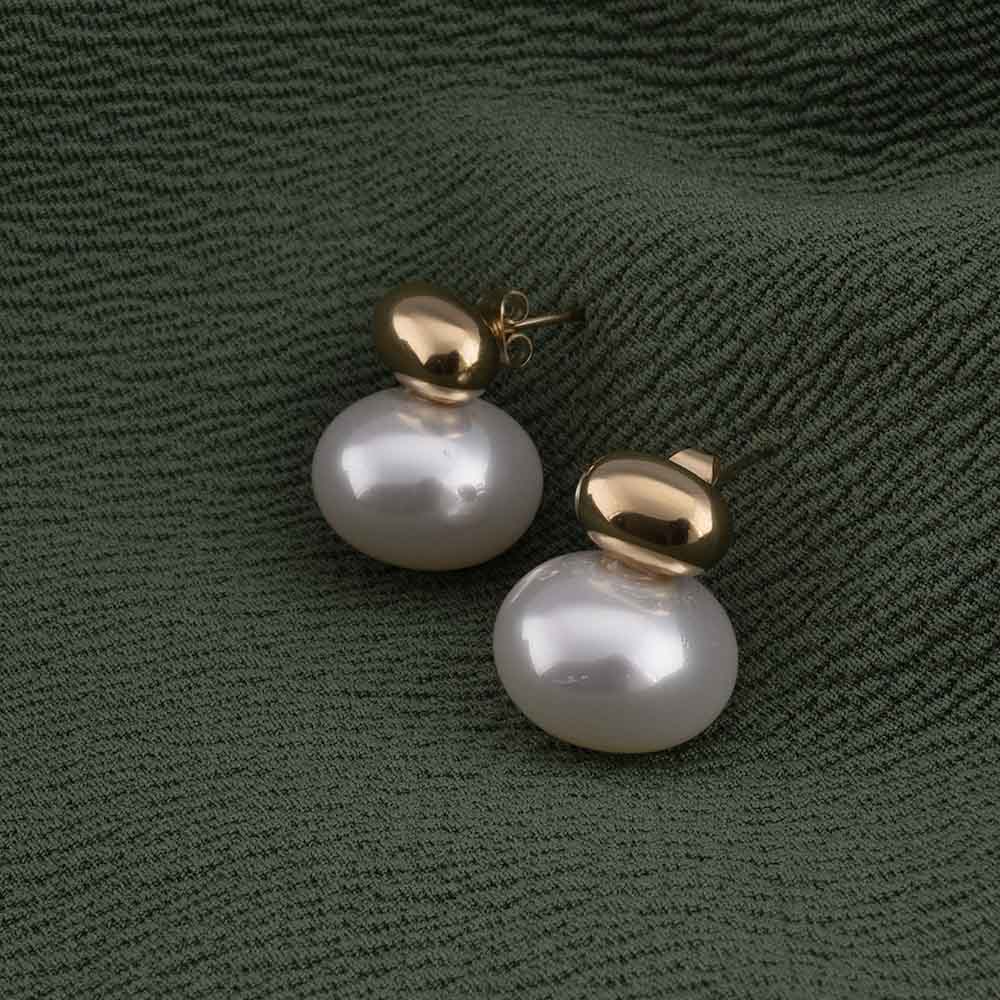 Pearl Gold Stud Earrings