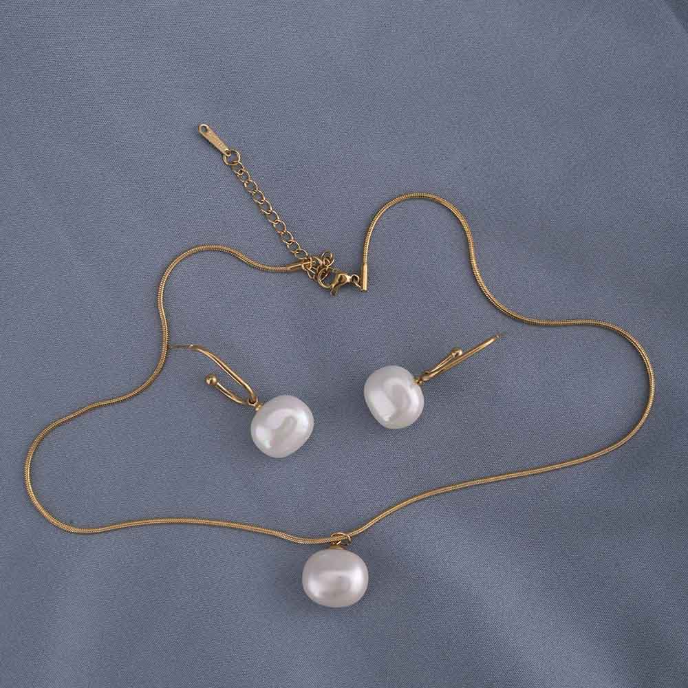 Classic Pearl Pendant and Earrings Set