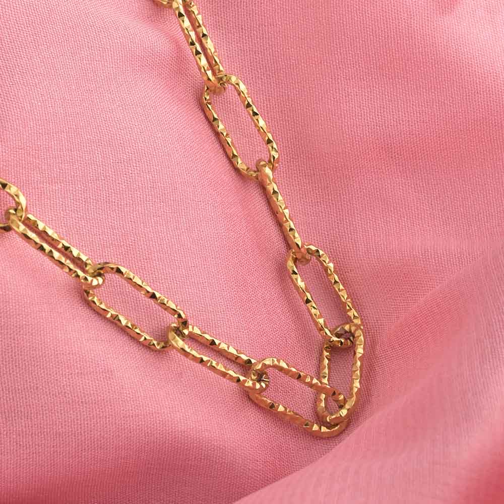 Shimmering Link Chain Necklace