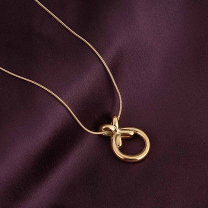 Minimalist Loop Gold Necklace