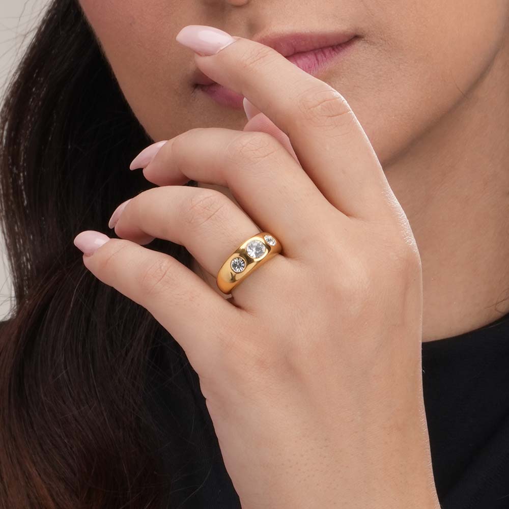 Classic Stone Gold Ring