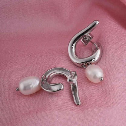 Twisted Pearl Drop Earrings