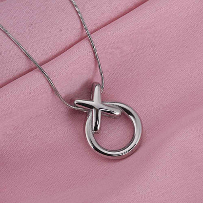 Minimalist XO Pendent Silver Necklace