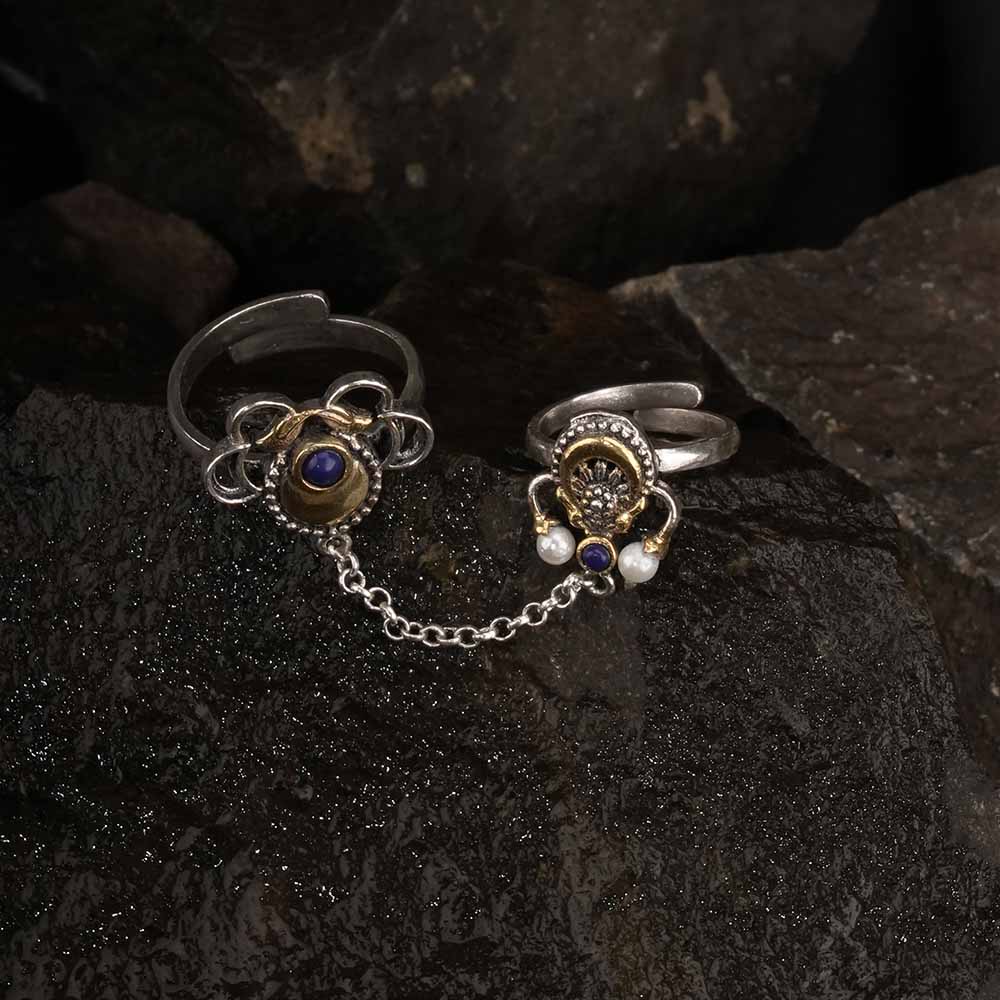 Classy Multi Style Double Finger Ring