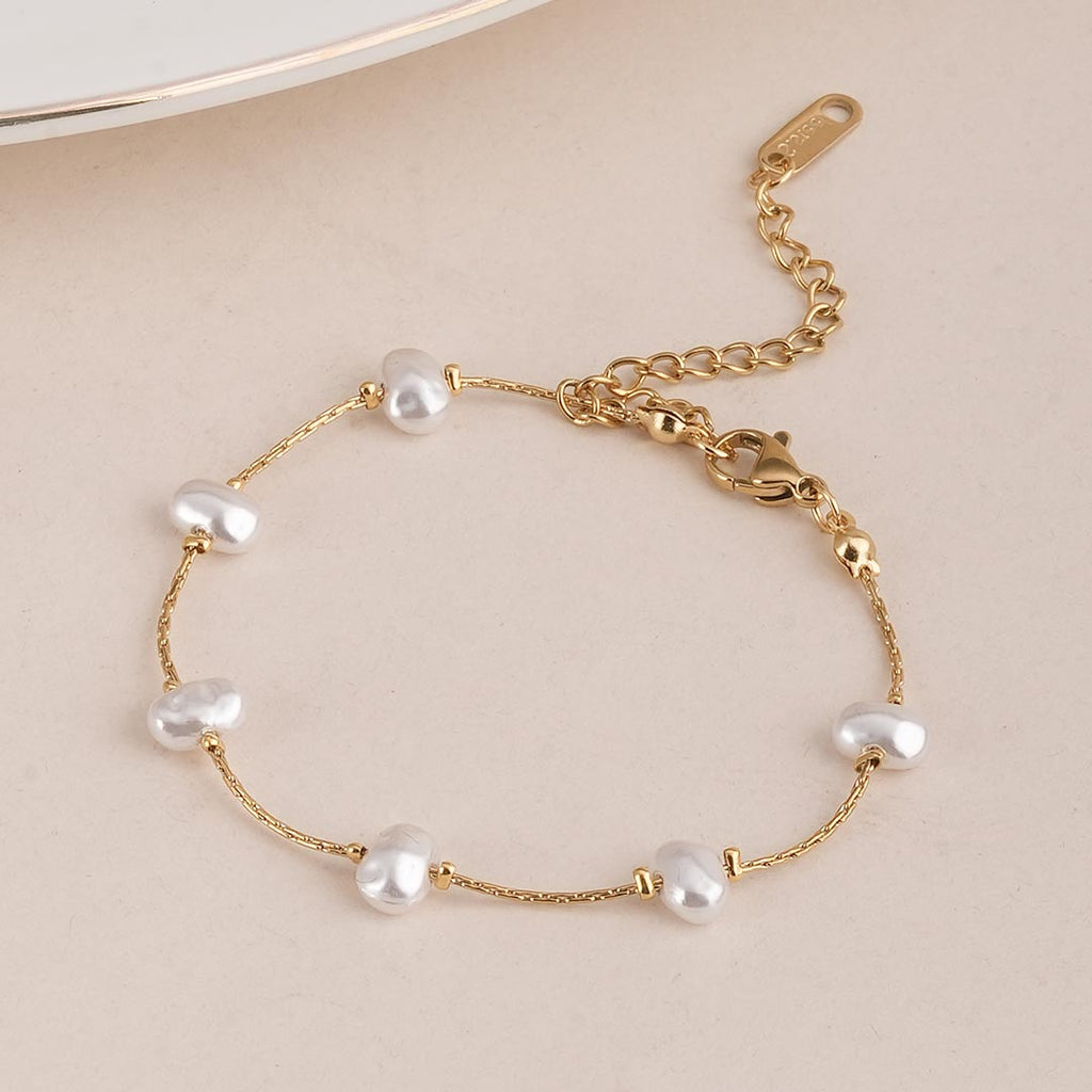 Classical Baroque Pearl Bracelet