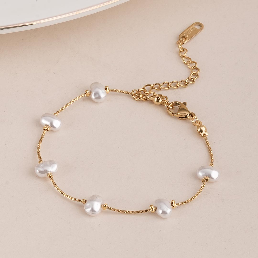Classical Baroque Pearl Bracelet