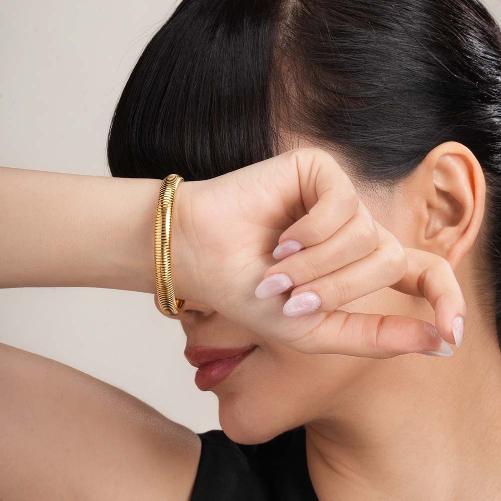 Chunky Ribbed Stretch Cuff Bracelet