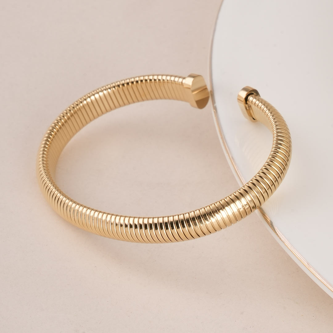 Chunky Ribbed Stretch Cuff Bracelet