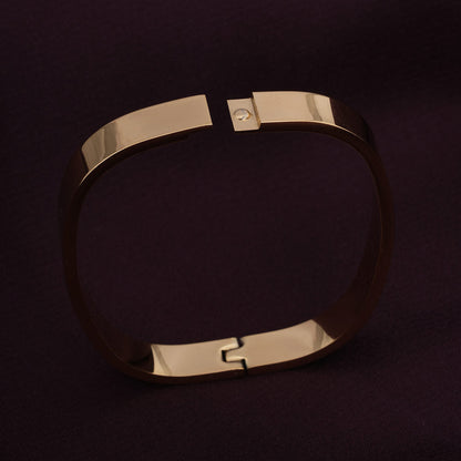 Plain Gold Cubic Bangle Bracelet