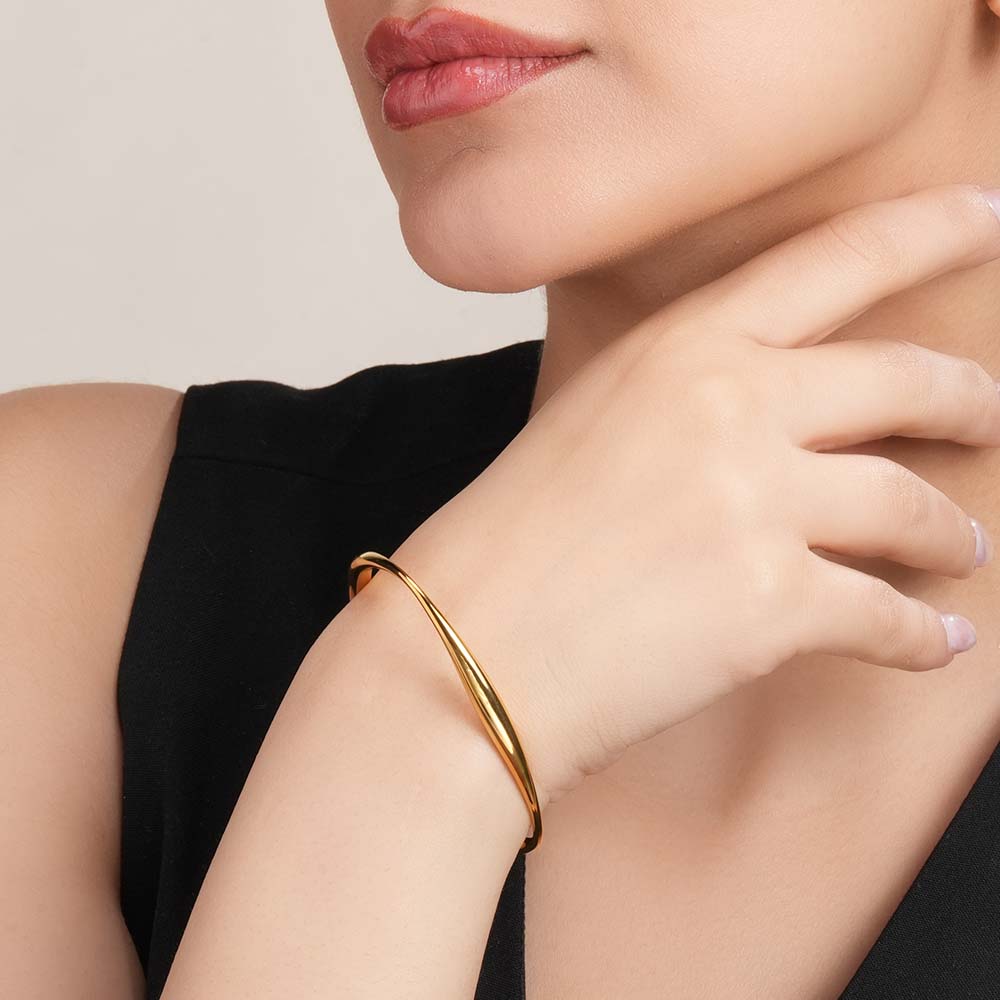 Classic Gold Wave Cuff Bracelet