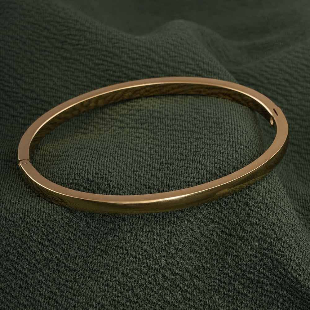 Dainty Gold Bangle Bracelet