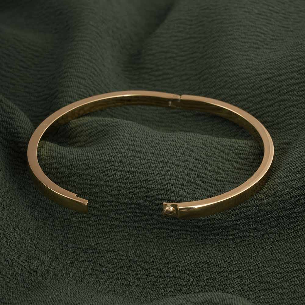 Dainty Gold Bangle Bracelet