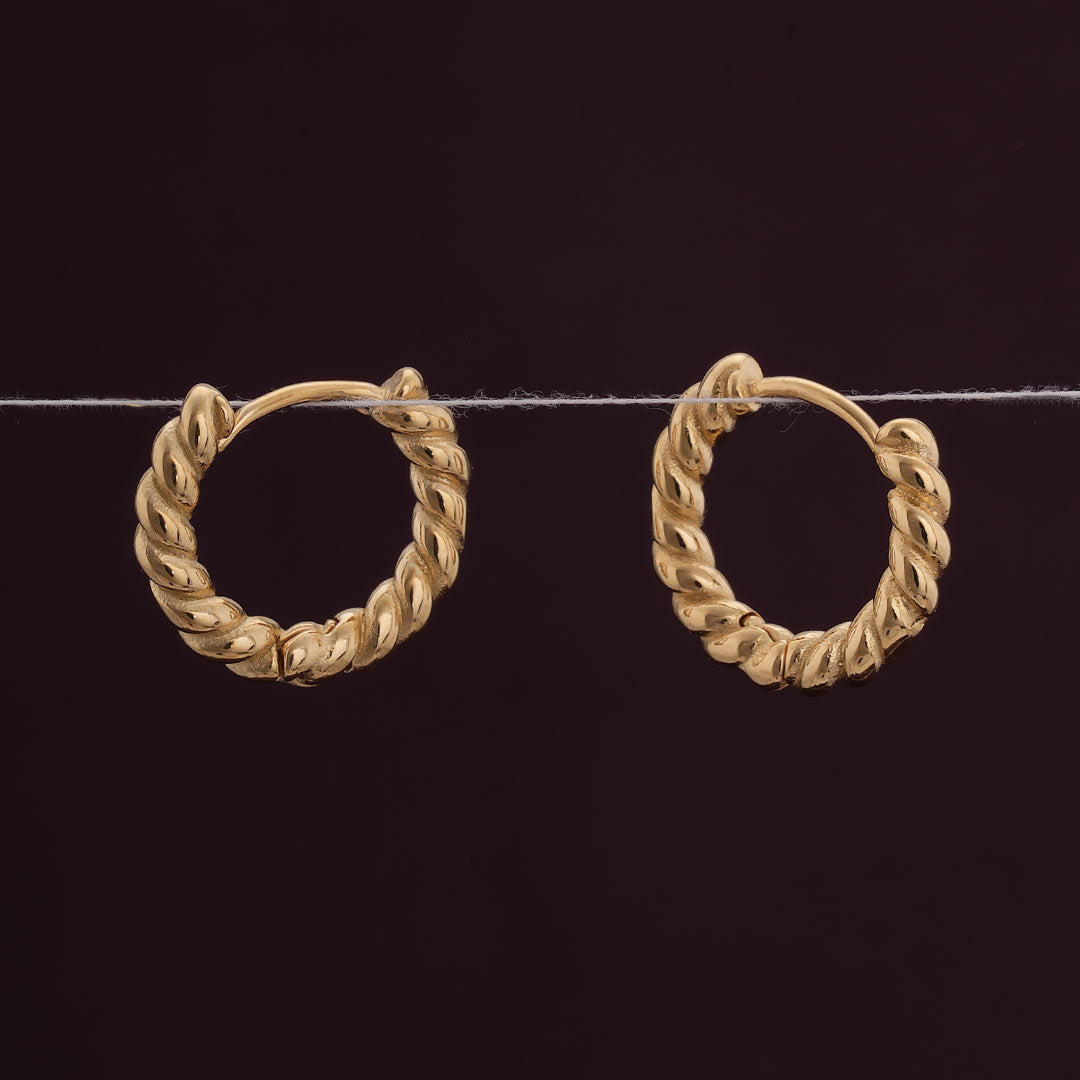 Classic Twisted Round Huggies