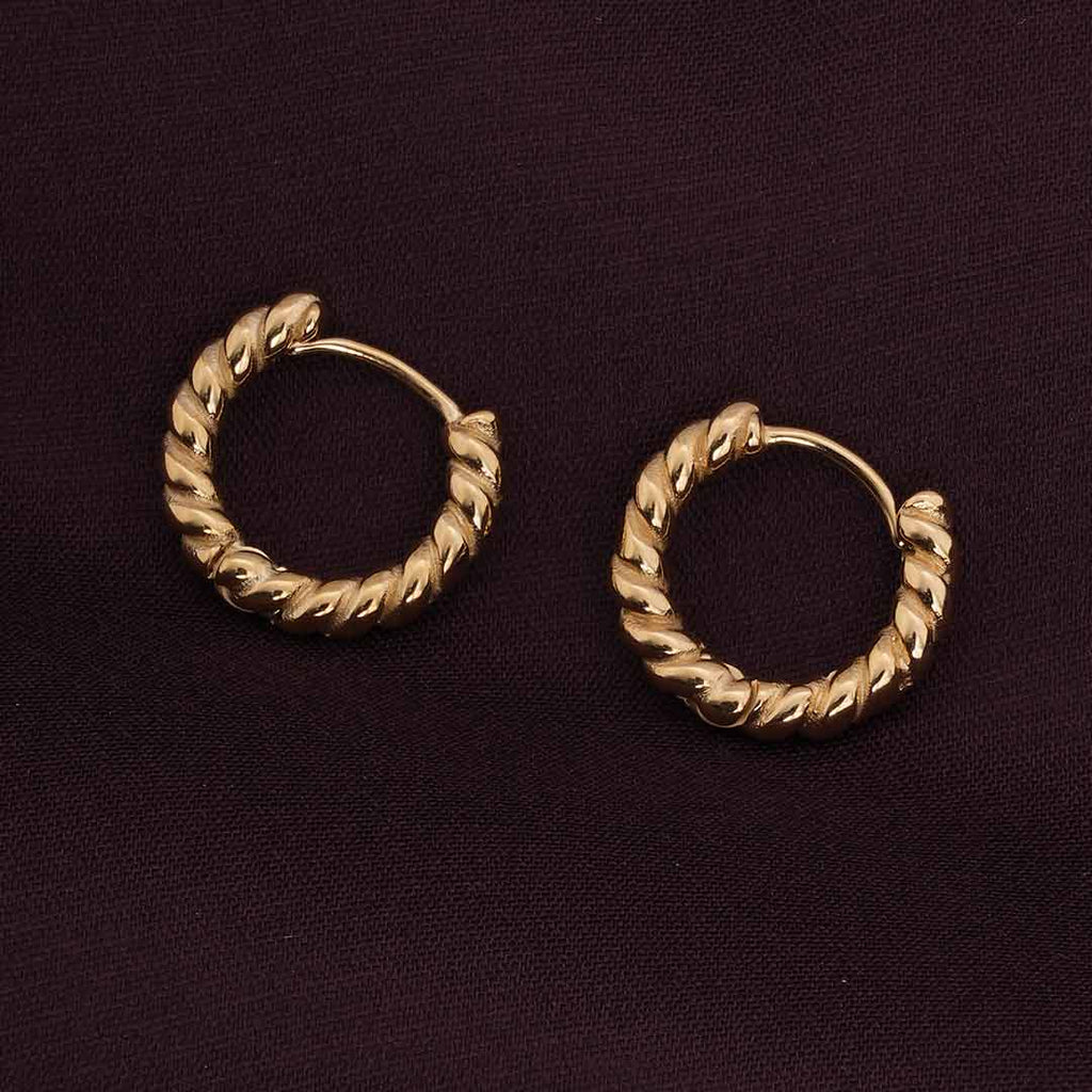 Classic Twisted Round Huggies