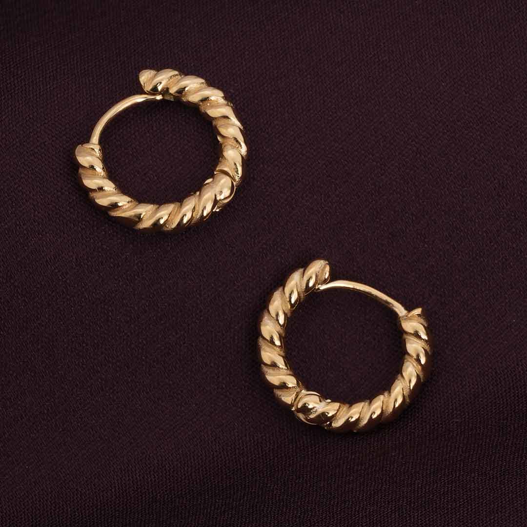 Classic Twisted Round Huggies