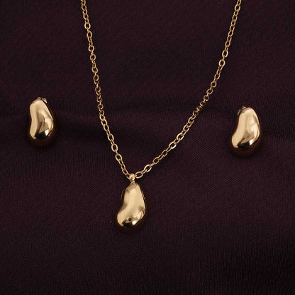 Gold Cashew Jewellery Set