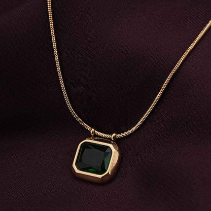 Emerald Embrace Gold Necklace