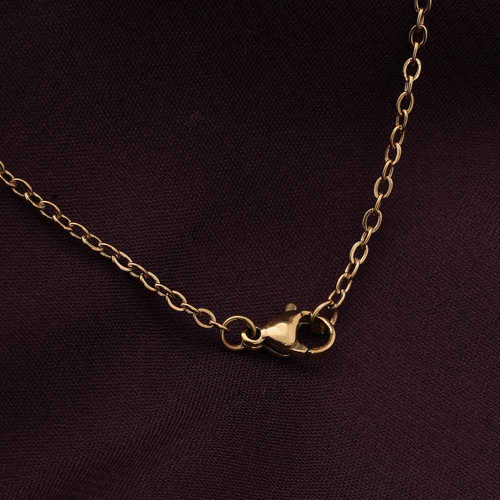 Elegant Gold Chili Pepper Pendant Necklace