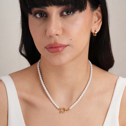 Snow White Pearl Necklace