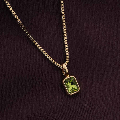 Graceful Green Tourmaline Stone Pendant