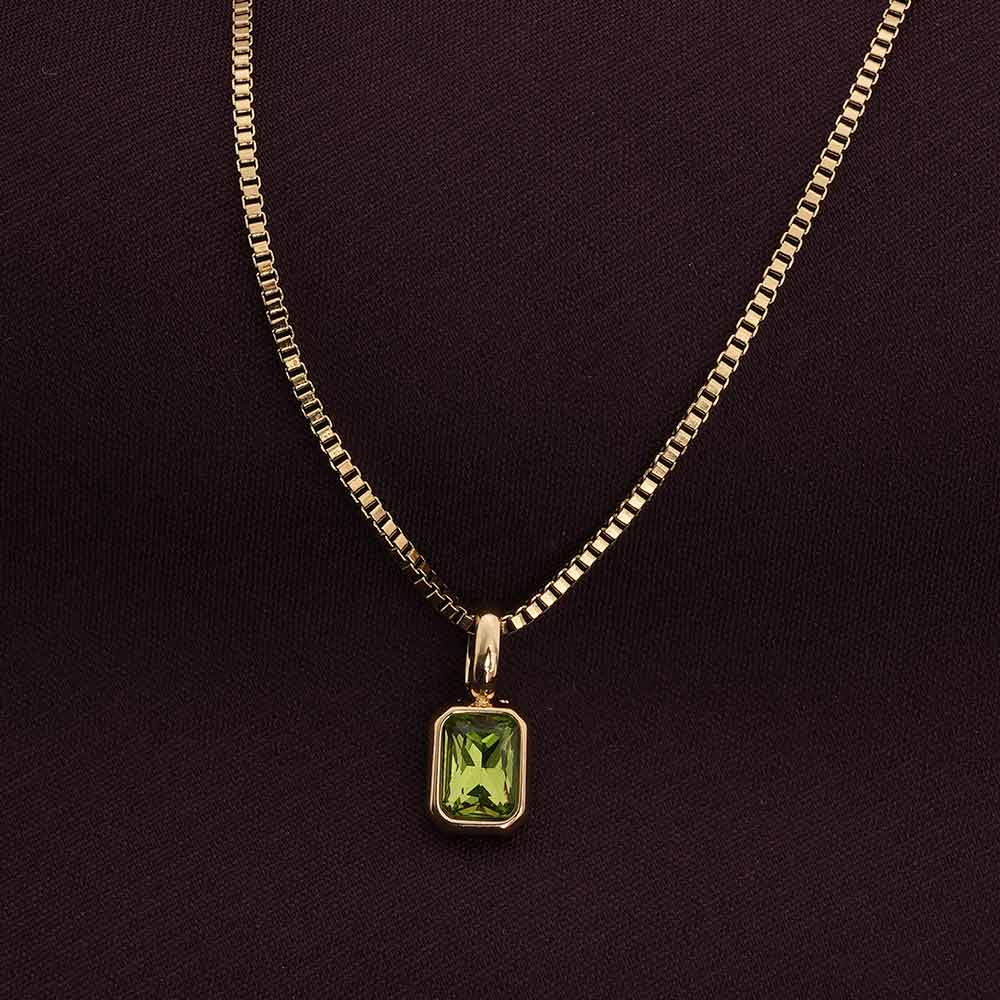 Graceful Green Tourmaline Stone Pendant