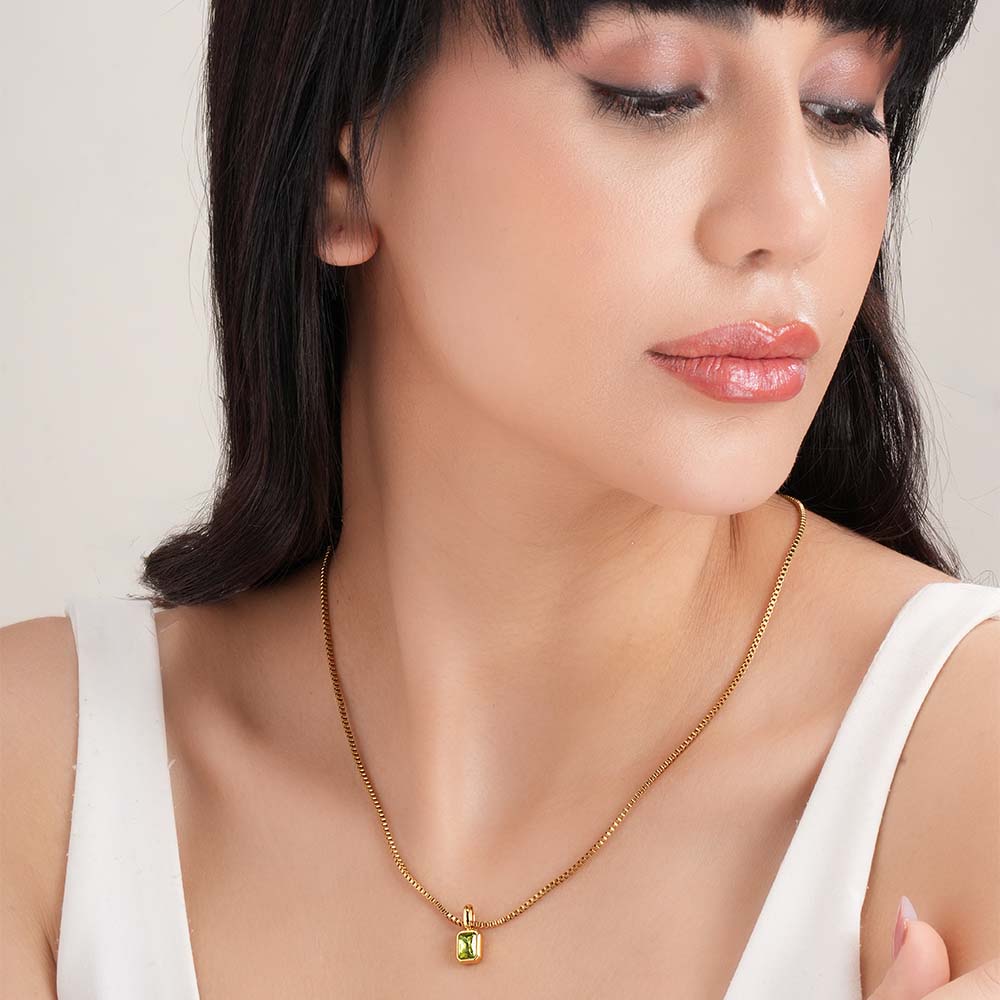 Graceful Green Tourmaline Stone Pendant