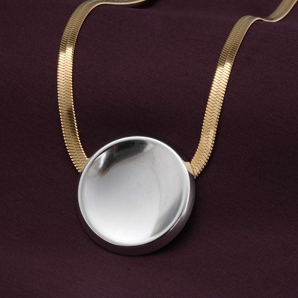 Disc Pendant Necklace