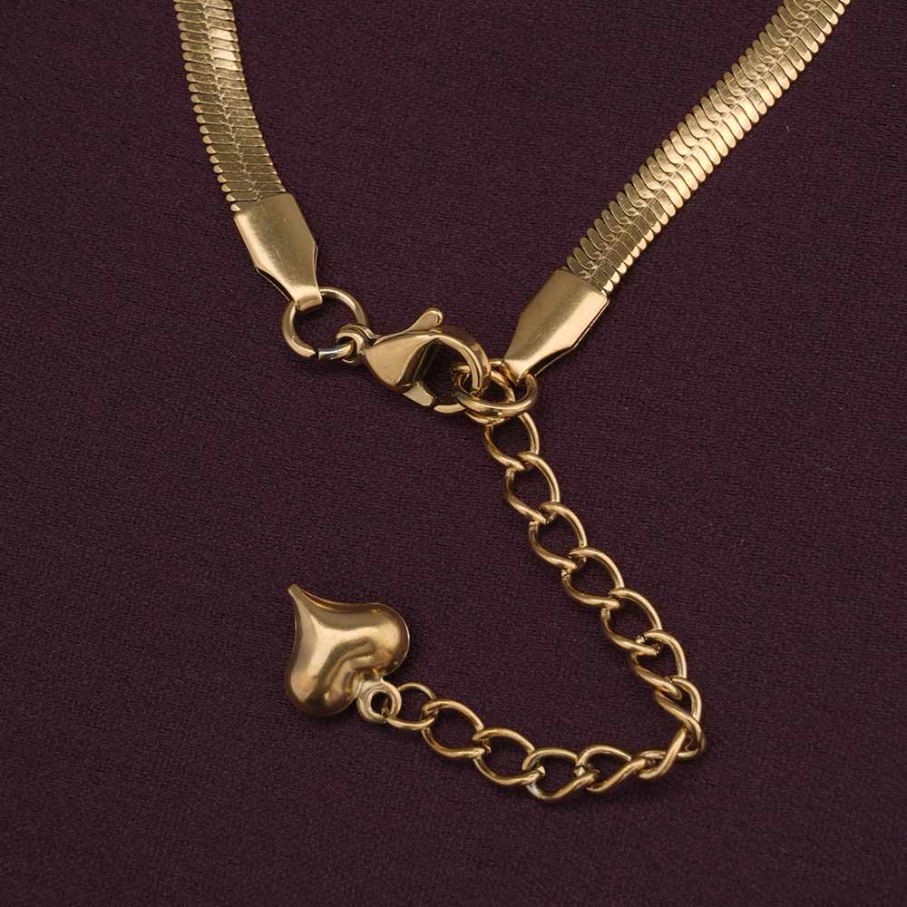 Disc Pendant Necklace