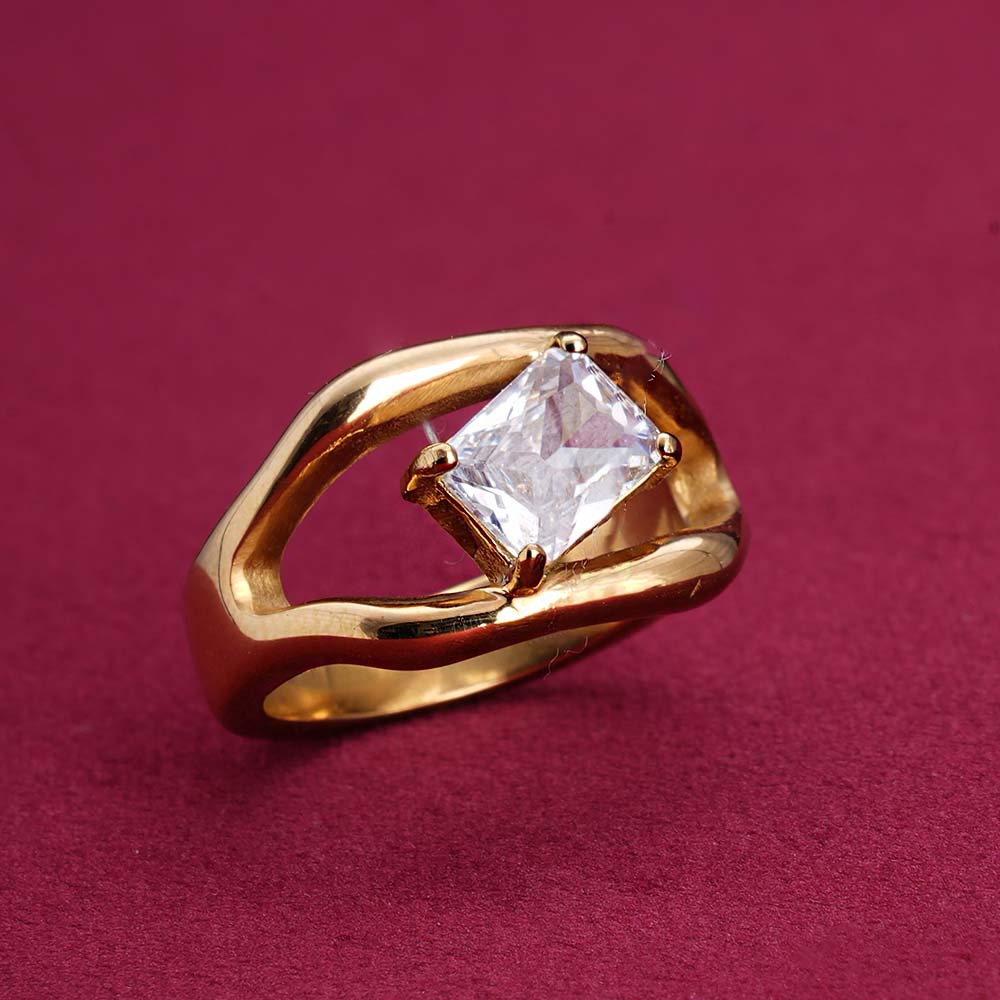 Zirconia Bold Stone Ring