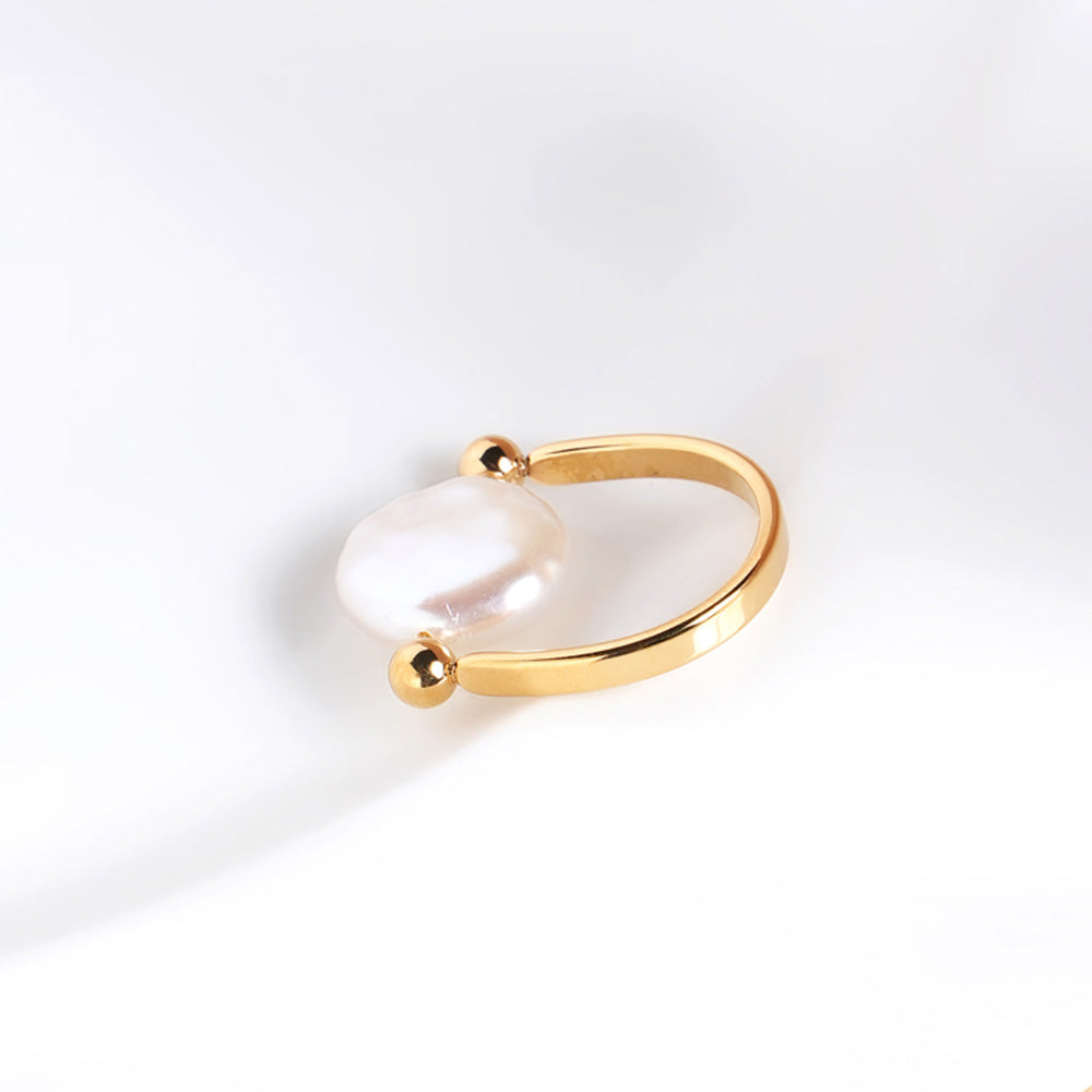 Classy Flat Pearl Ring
