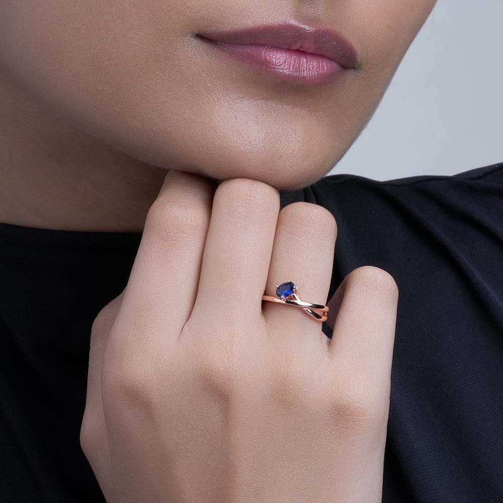 Blue Spahhire Crossover Ring | 18K Gold Vermeil Plated