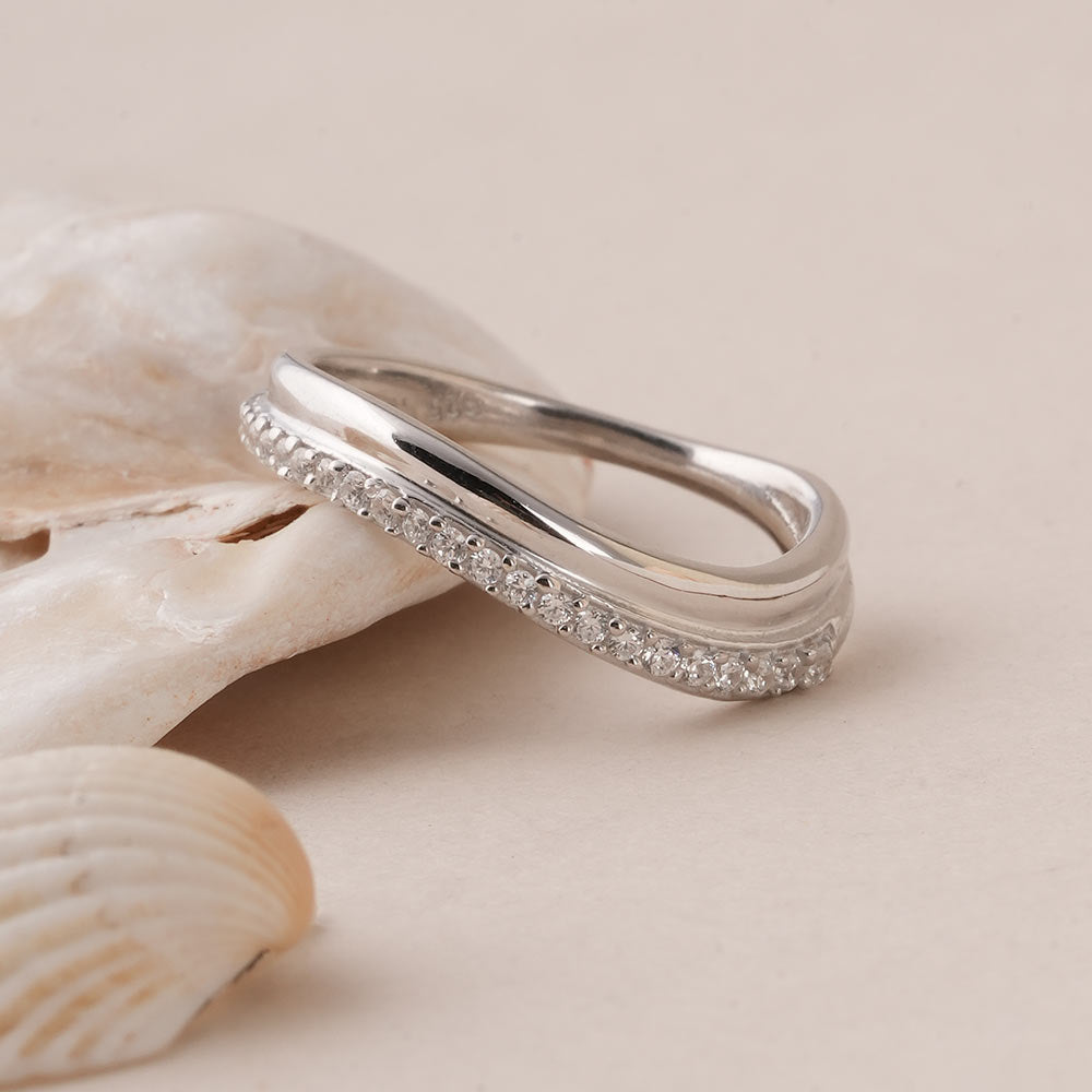 Balance Arc 
Silver Ring