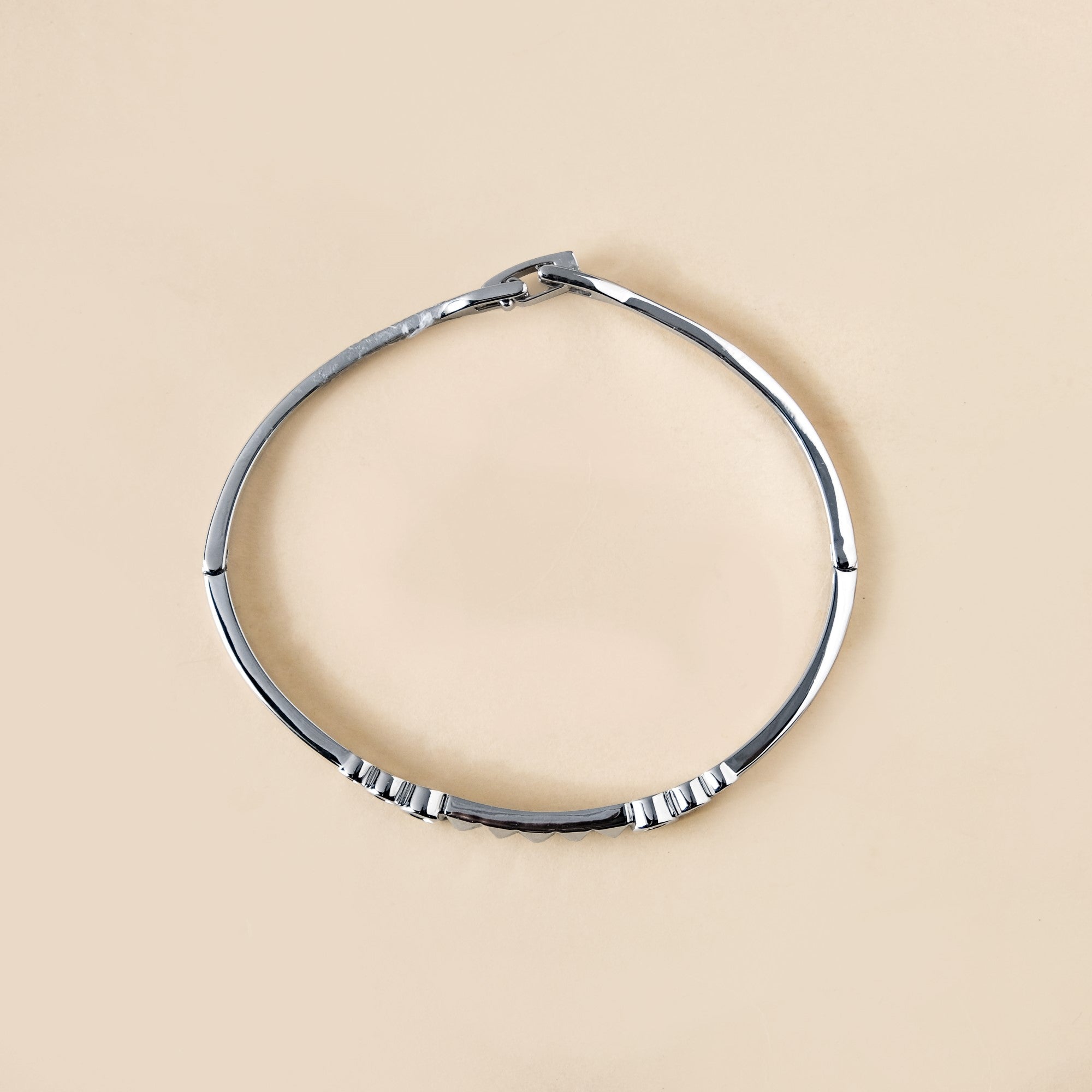 Patterned Diamond Silver Statement Bracelet