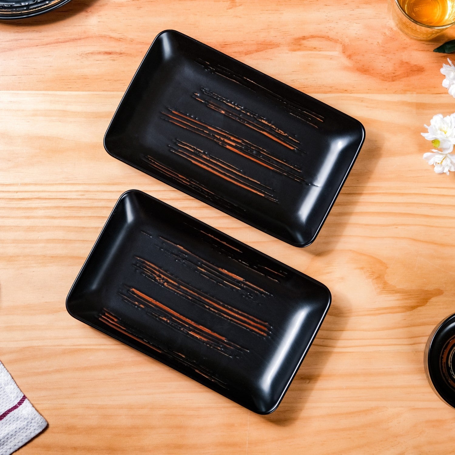 Exotic Brushstroke Platter Large Black Set Of 2 10 Inch