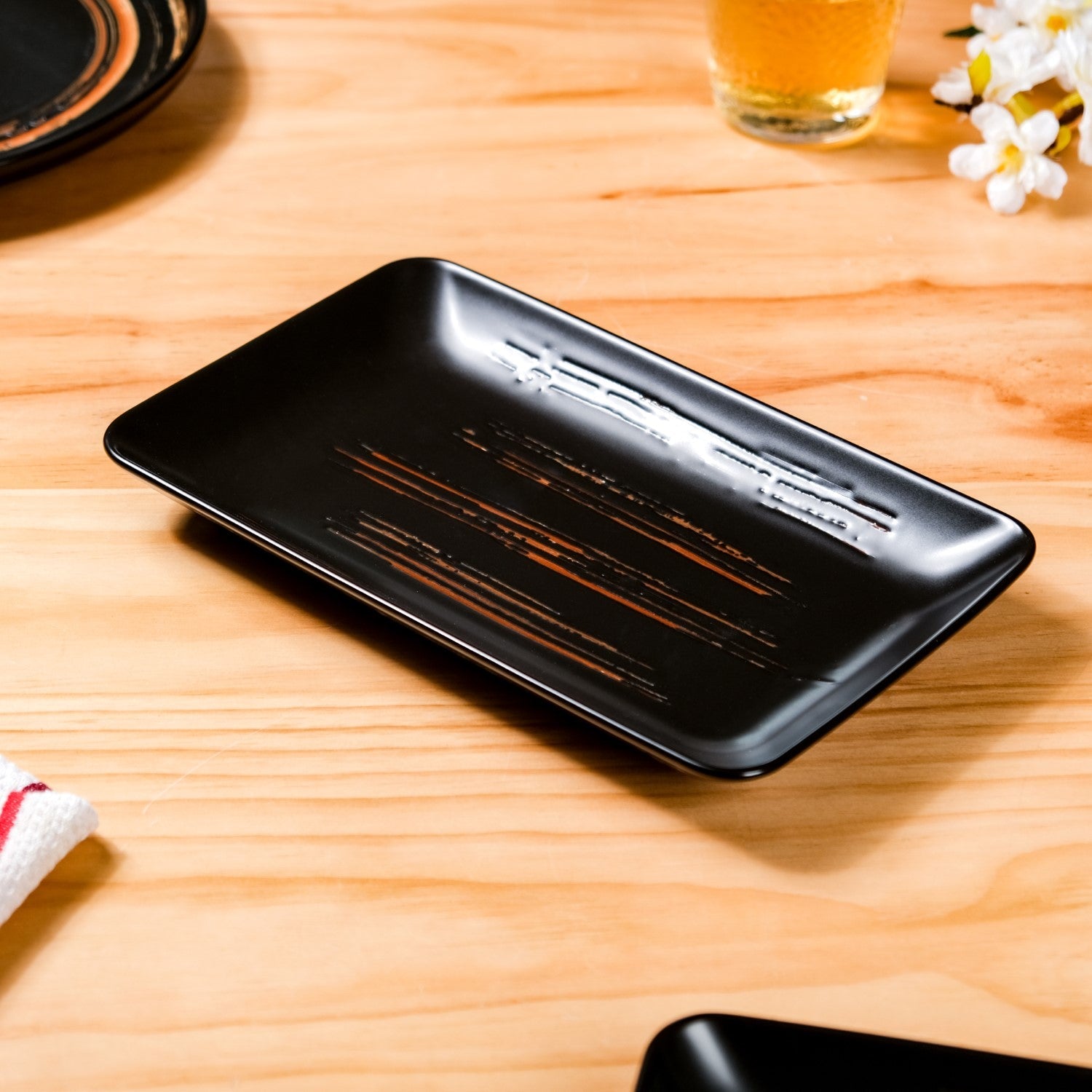 Exotic Brushstroke Platter Large Black Set Of 2 10 Inch