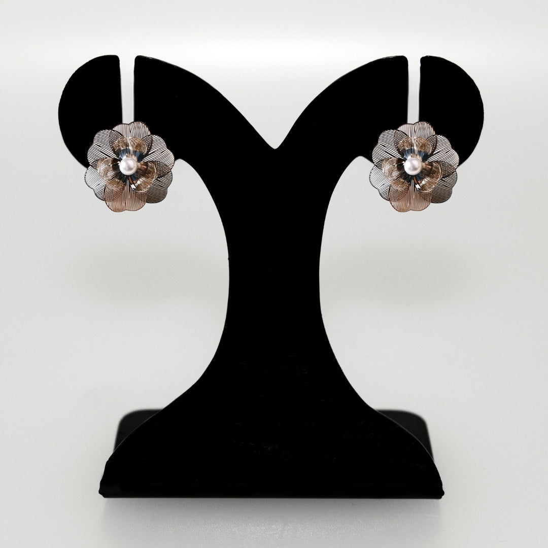 Poppy Pearl Statement Stud Earrings