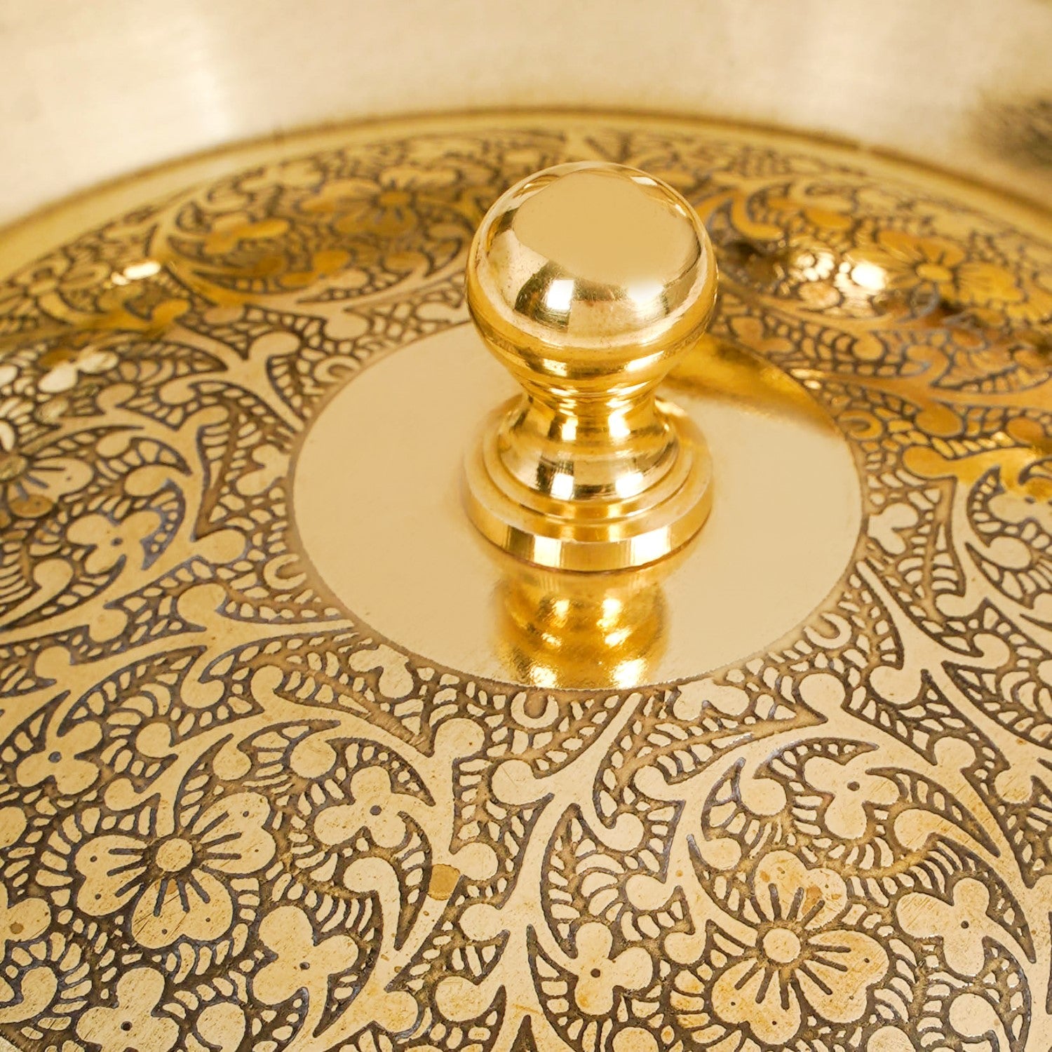 Pure Brass Embossed Handi Cooking Pot With Lid 2300ml