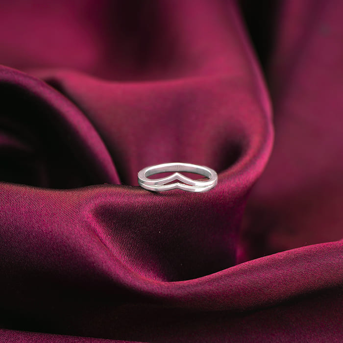 Silver Classy Vanki Ring