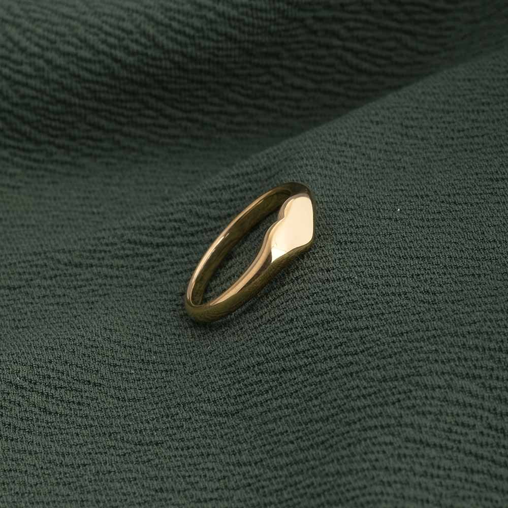 Sleek Heart Ring
