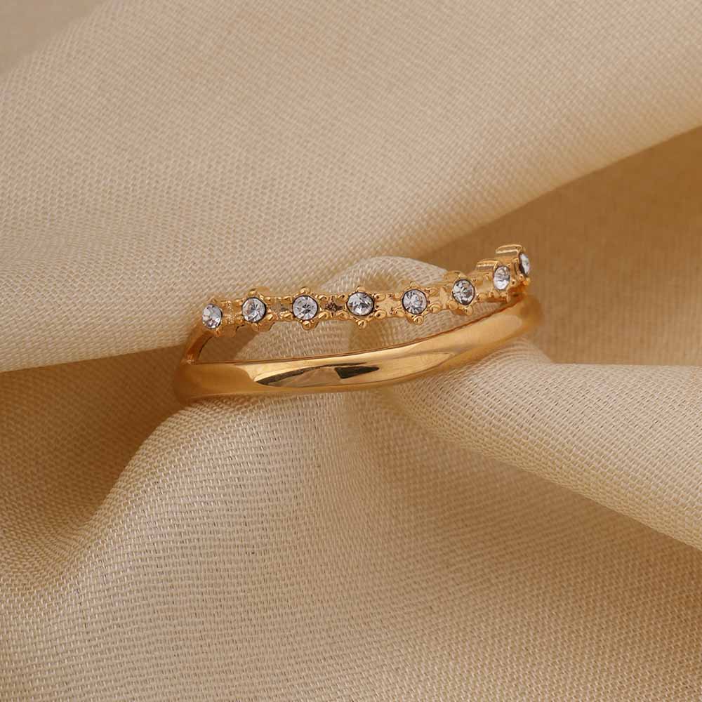 Cubic Tiara Wave Ring