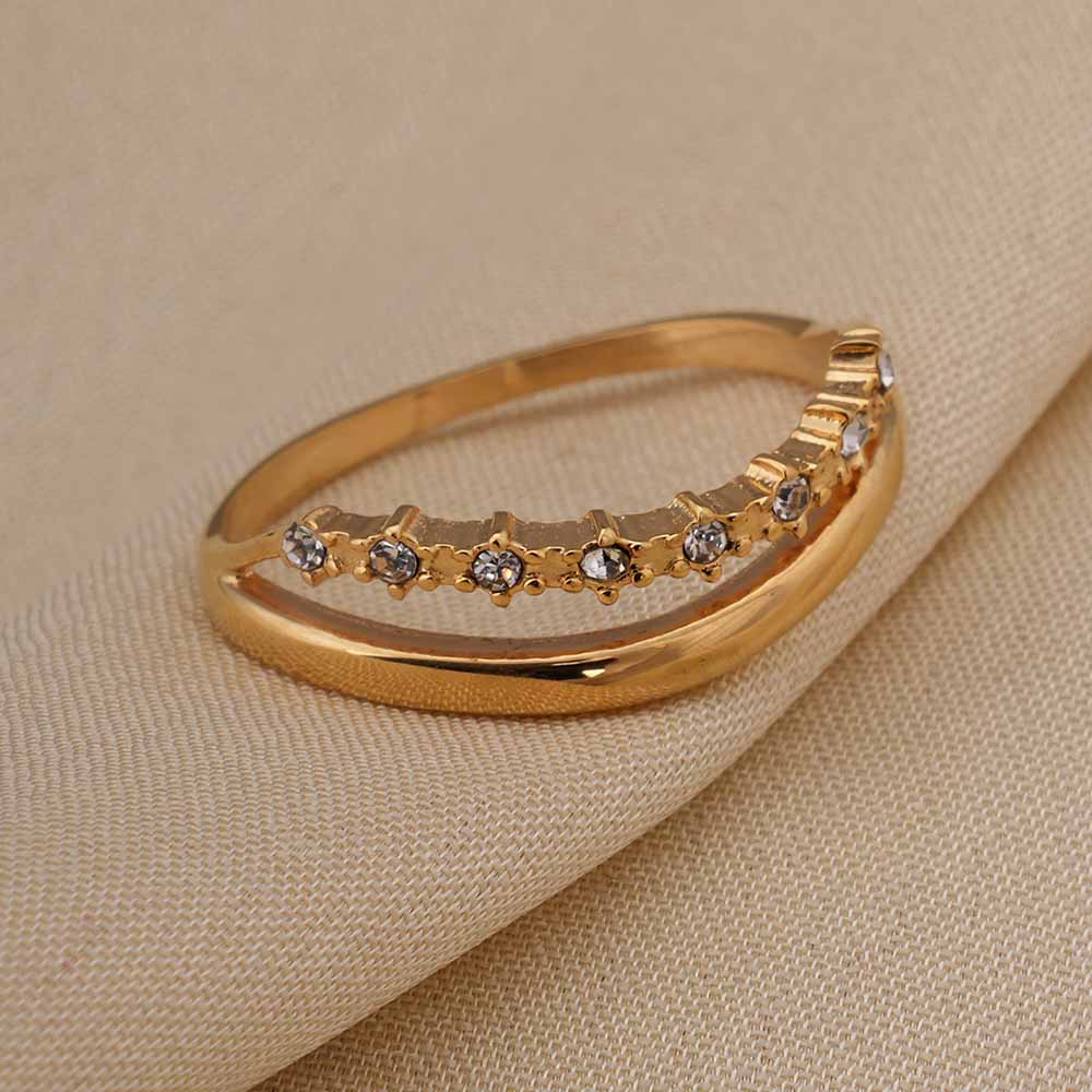 Cubic Tiara Wave Ring