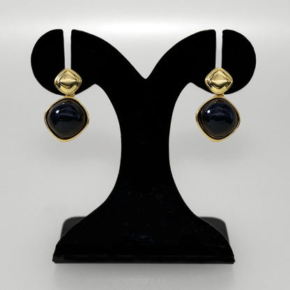 Black And Gold Rhombus Drops