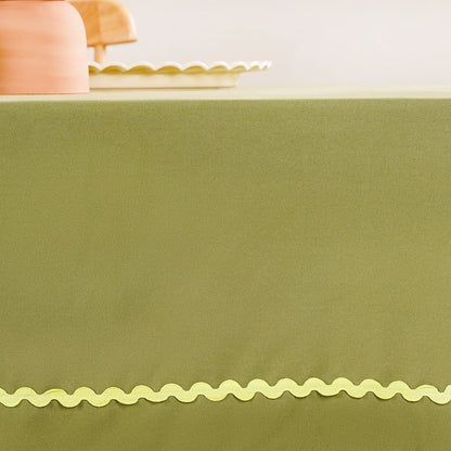 Isabelle Rick Rack Green 6 Seater Cotton Table Cloth 217x163cm