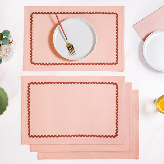 Madeline Peach Set Of 4 Reversible Cotton Placemats