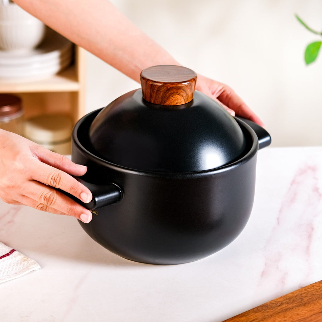 Claymist Black Cooking Pot With Lid 2800ml