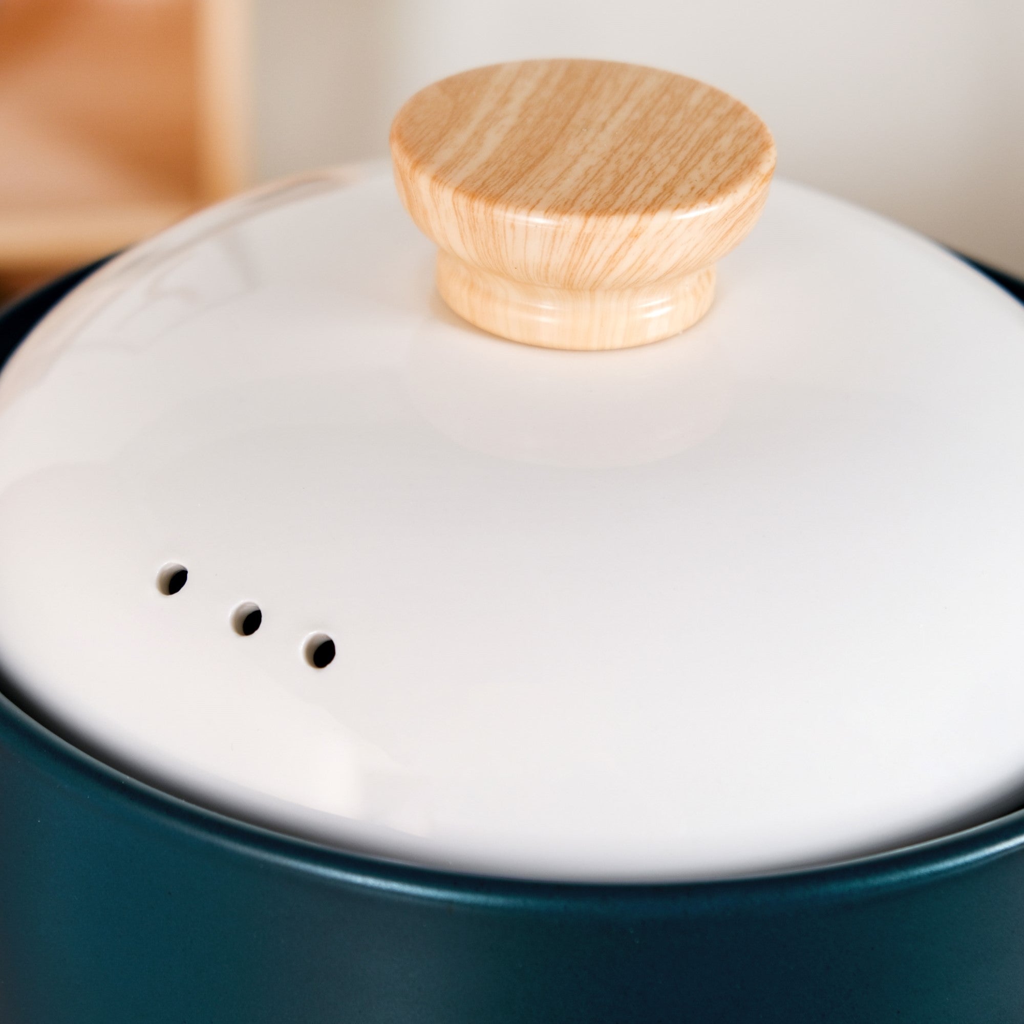 Cera Ceramic Soup Cooking Pot With White Lid 6000ml