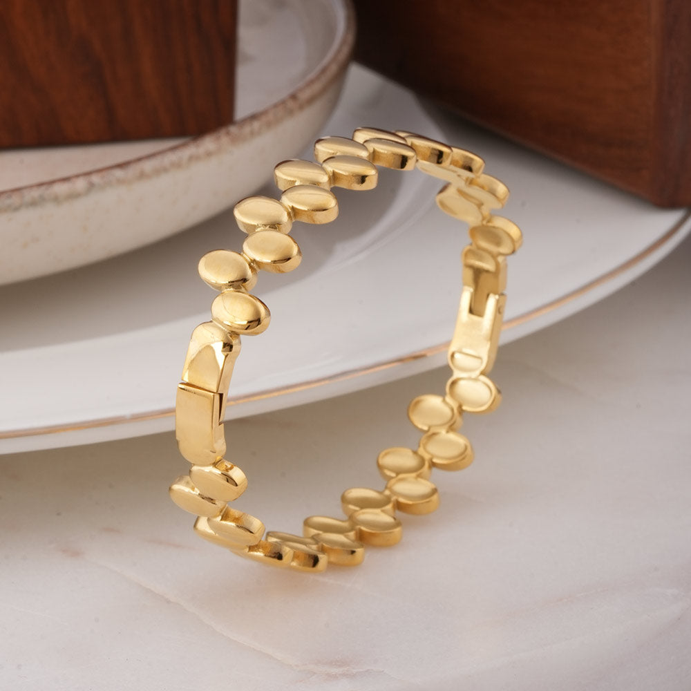 Elegant Gold Bangle Bracelet