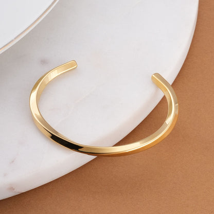 Graceful Curve Cuff Bracelet
